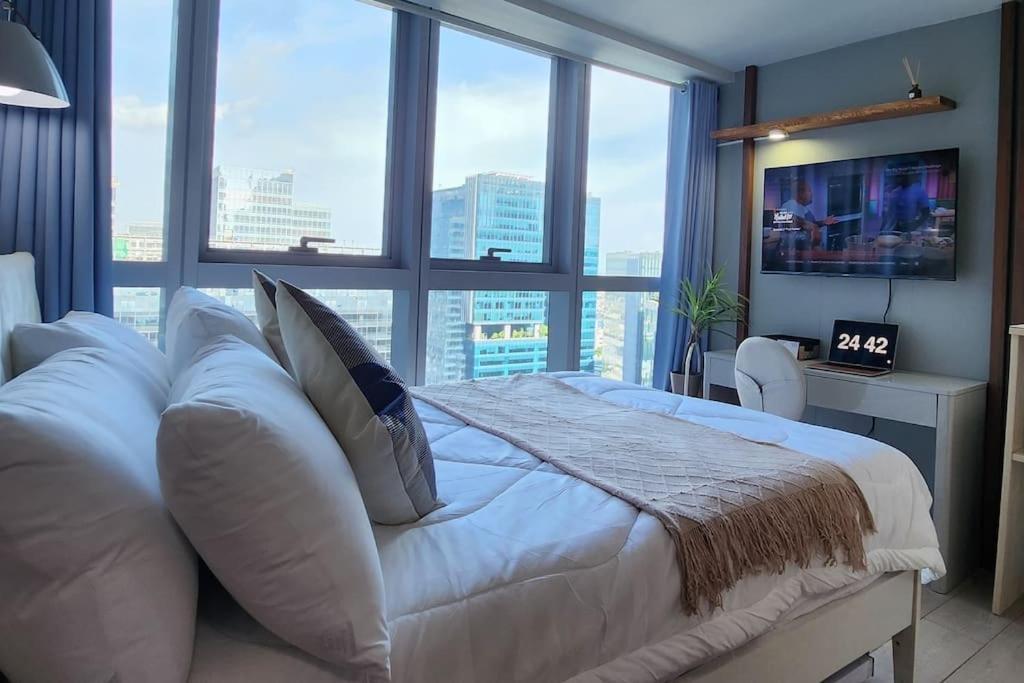Luxestaysmnl Coastal Chic Netflx 380Mbps Pool Bgc Manila Bagian luar foto